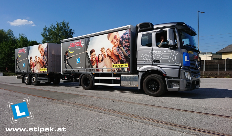 Fahrschule STIPEK - leichter geht's nicht!